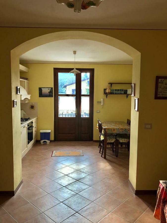 Casa Vacanze Trasimeno SantʼArcangelo Exteriör bild