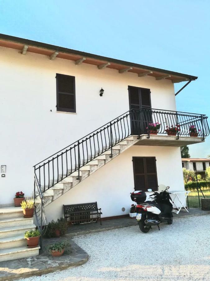 Casa Vacanze Trasimeno SantʼArcangelo Exteriör bild